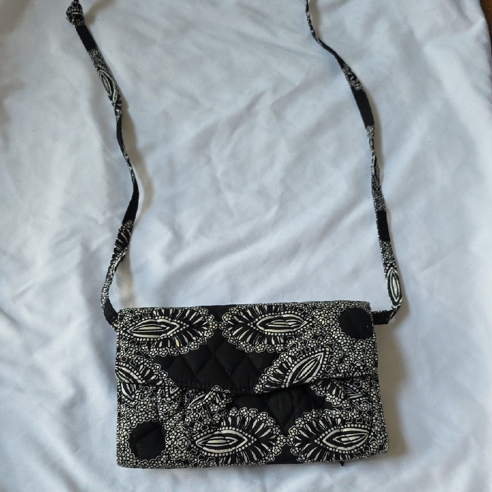 Vera Bradley Blanco Bouquet Black & White Cross Body Lightweight Wallet